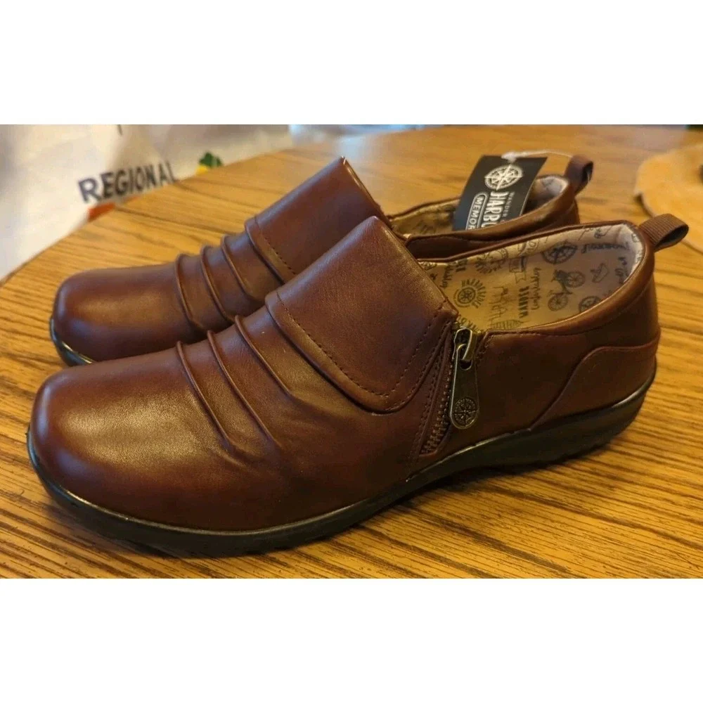NWOB ATTIE New Harborsides Memory Foam Comfort Shoes‎ Women's Size 8.5 Brown